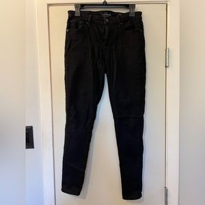 Lucky Brand Stretch Black Skinny jean size 6/28